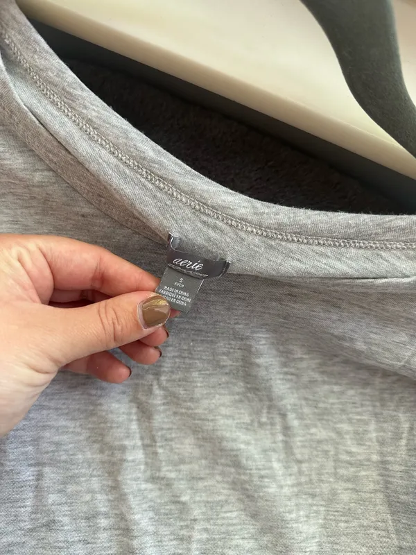 Aerie Gray Short Sleeve Tee - Image 4