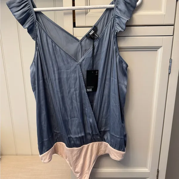 PAIGE womens Lunah Bodysuit V-back Thong Bodysuit Ruffled sleeve NWT 169$ - Image 4