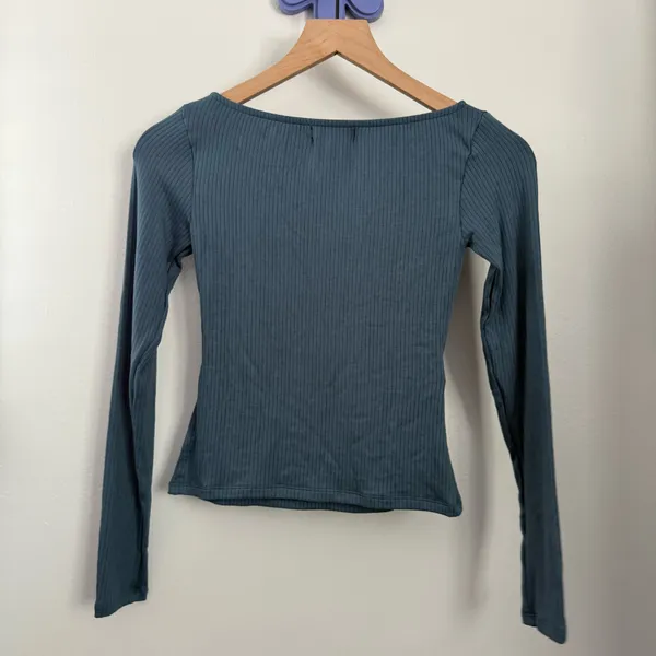 Motel Rocks XS NEW Dinar Split Hem Top In Mineral Blue - Image 4