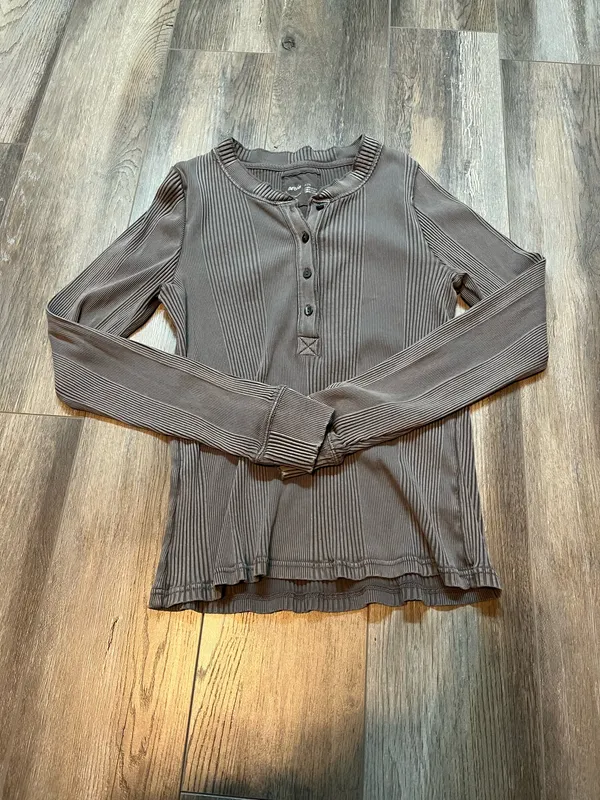 Aerie Road Trip Henley Long Sleeve - Image 3