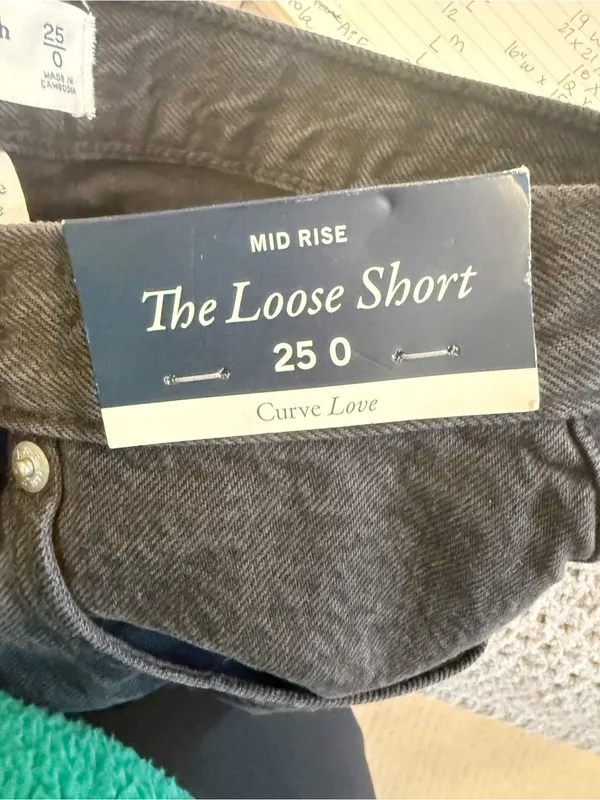 ABERCROMBIE & FITCH NWT Curve Love Mid Rise Loose Short in‎ Black - Image 8
