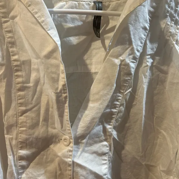 Anthropologie White Cropped Button-Down Shirt - Image 2