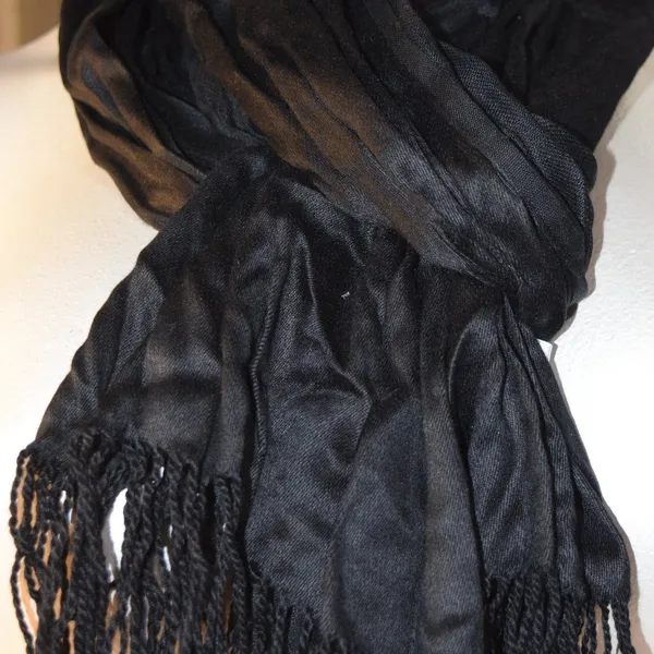 NWT New Directions Solid Black Shimmery Pashmina Scarf, Fringed - Image 3