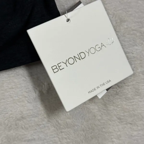 Beyond Yoga Space Dye V-Neck Racerback Sports Bra Dark Knight SD8002 XL NWT - Image 3