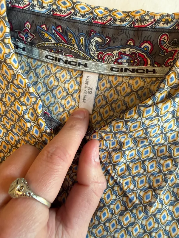 Cinch Women’s Geometric Print Western Button Up Shirt - Image 4
