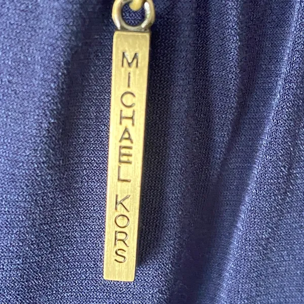 Michael Kors Blouse with elegant balloon sleeves elegant design on the neck - Image 2