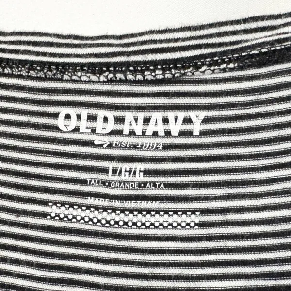 Old Navy Large Top Tall‎ Black White Striped Ruffle Henley Long Sleeve Y2K 1194 - Image 5