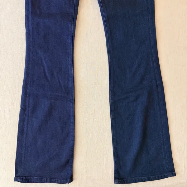 Pilcro Low-Rise Icon Flare Jeans Womens 27 Tall Blue Denim NWT - Image 9