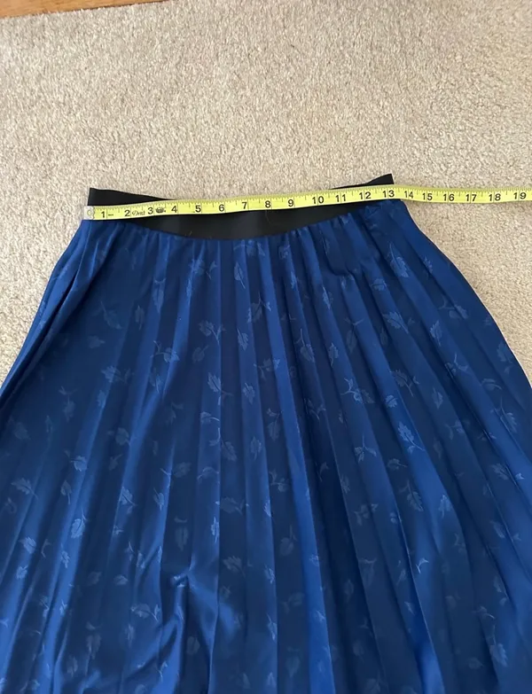 Vtg Hot Kiss California Woman's Blue Pleated Skirt, Sz S - Image 2