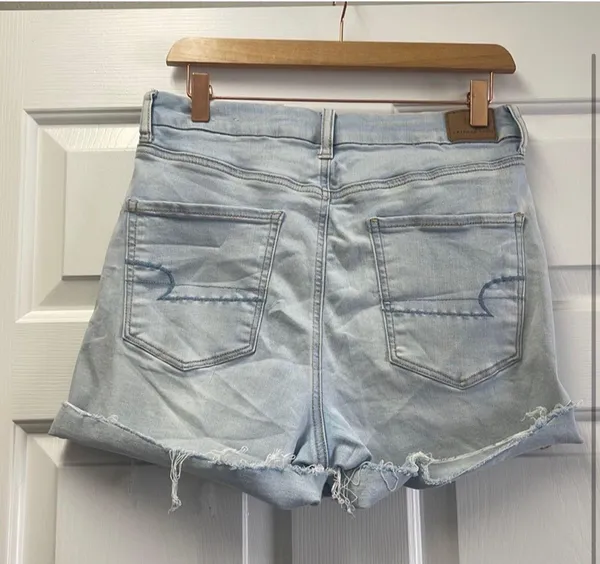 American Eagle curvy hi rise shorties - Image 2