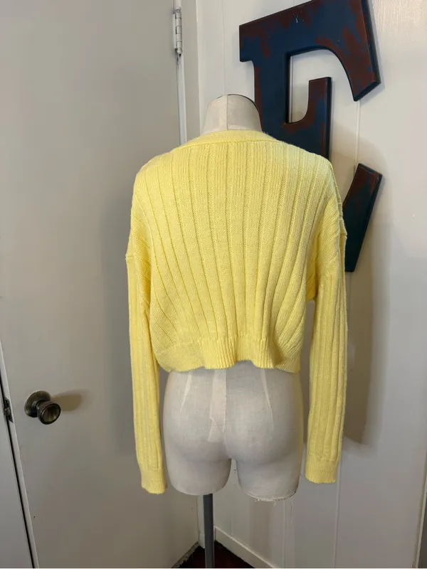 Garage Yellow Ribbed V-Neck Button Front Cropped Cardigan Sz M - Image 2