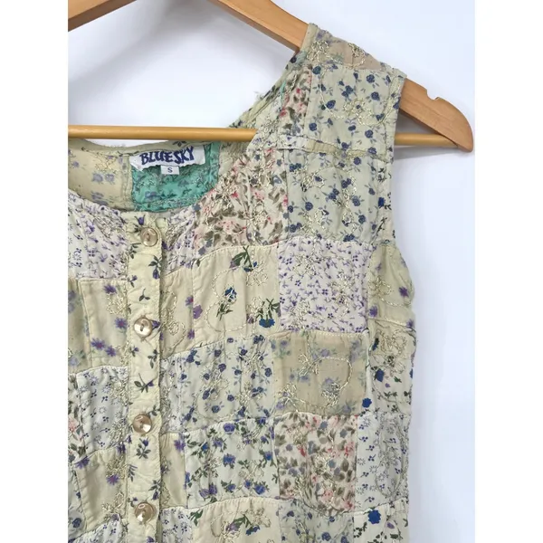 Blue Sky Patchwork Vest Women S Floral Embroidered Boho Cottagecore Artsy - Image 2