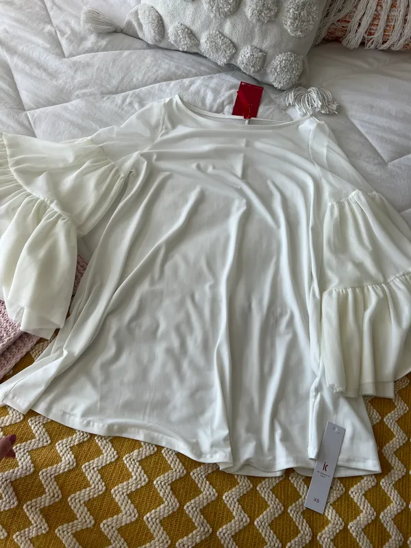Dillard's White Longsleeve With Flowy Mesh Sleeves - Image 5