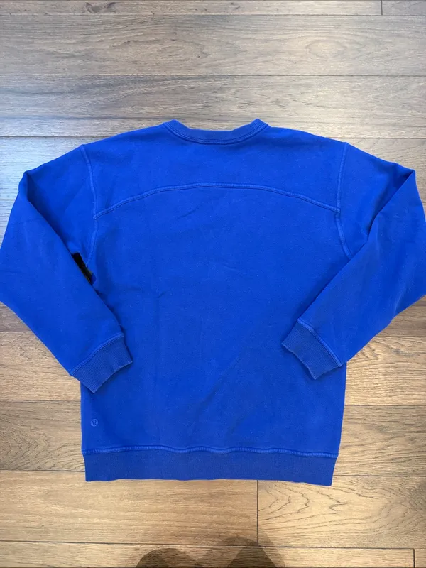 Lululemon Women’s Crewneck Sweatshirt in Size 6/8 (?) in Cobalt Blue - C1-130 - Image 6