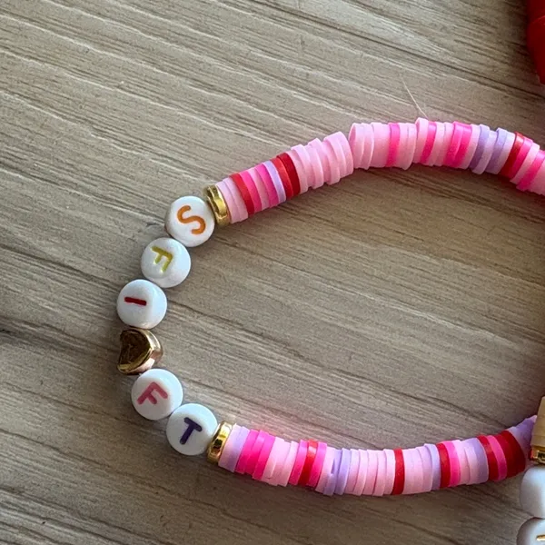 Taylor Swift Kids Beaded Bracelet Set - Pink, Yellow, Blue - Image 9
