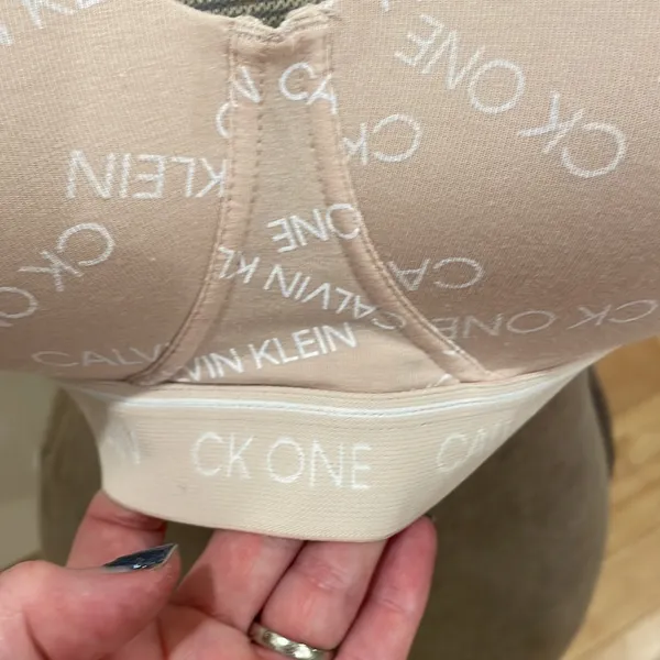 Calvin Klein CK One lightly lined pinkish/beige adjustable strap bra - Image 10