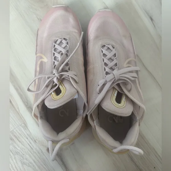 Women’s Nike Air Max 2090 - Image 3