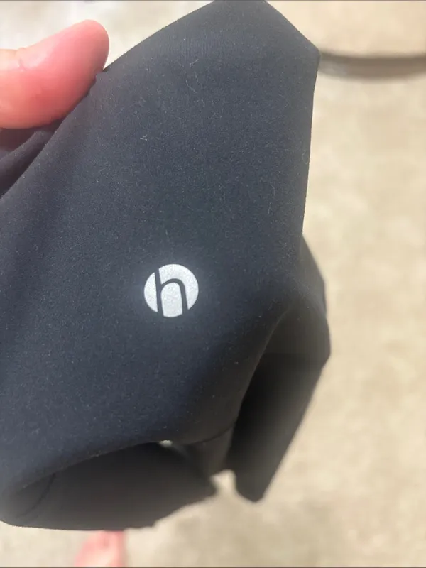 HeyNuts Size XS Black High-Rise Activewear Leggings - Image 4