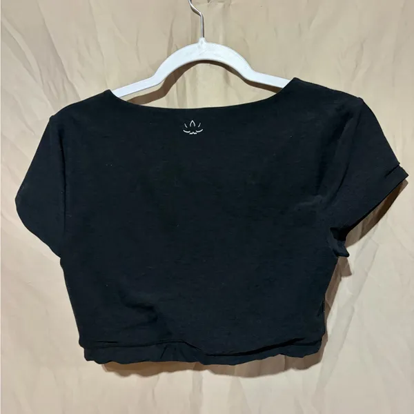 Beyond yoga T-shirt - Image 3