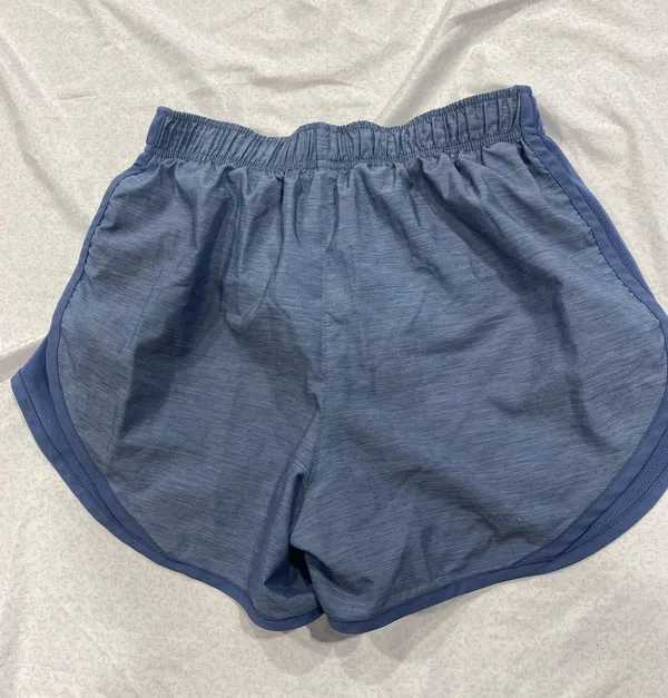 Nike light blue dri fit shorts - Image 5