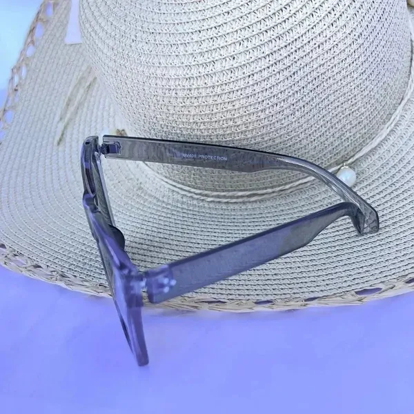 Sunglasses Clear Gray Frame 100% UV Protection - Image 2