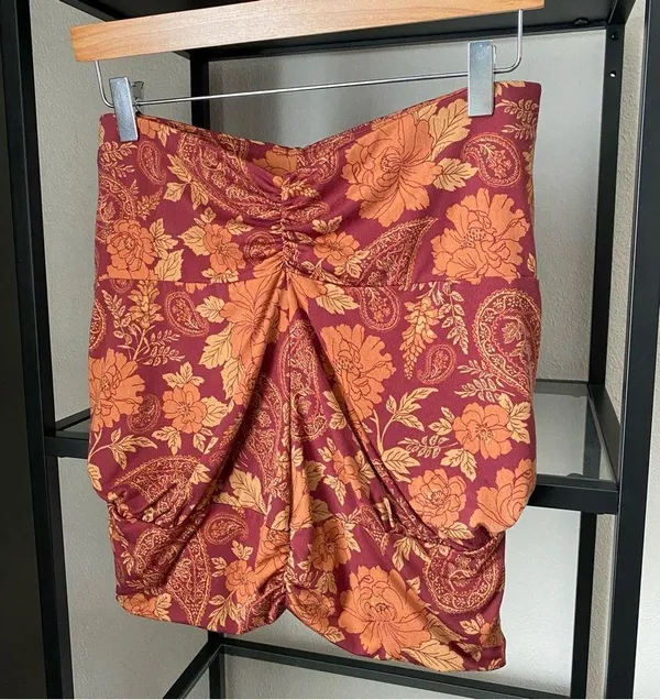 Paisley Floral Tube Top - Image 2
