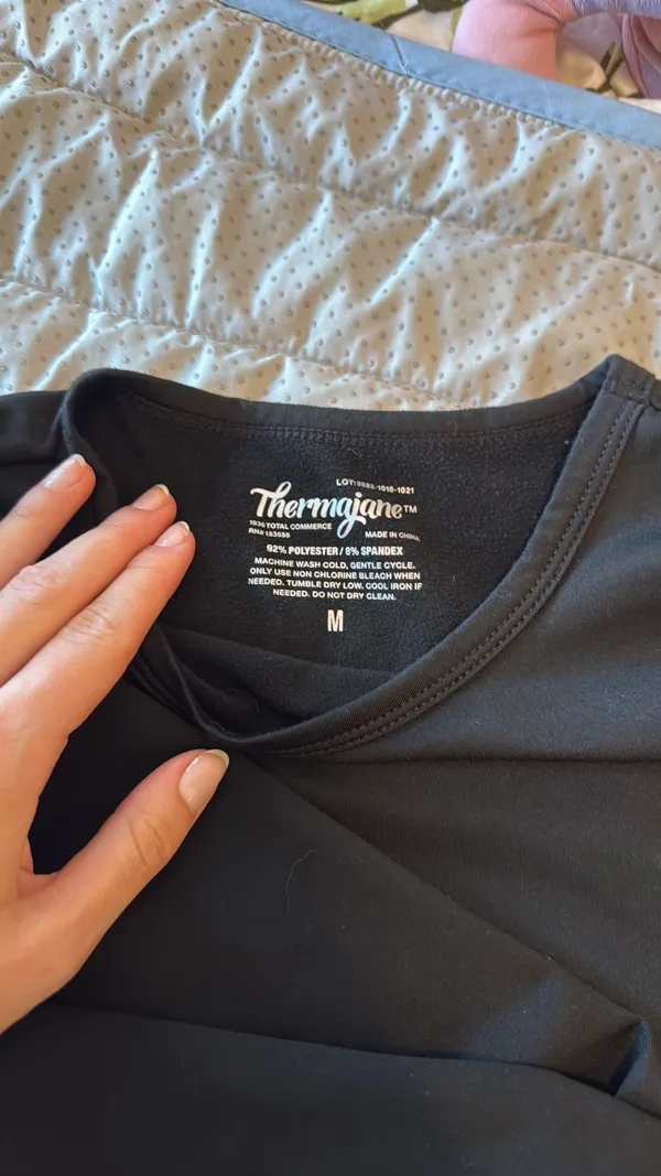 Black fleece top Size M - Image 4