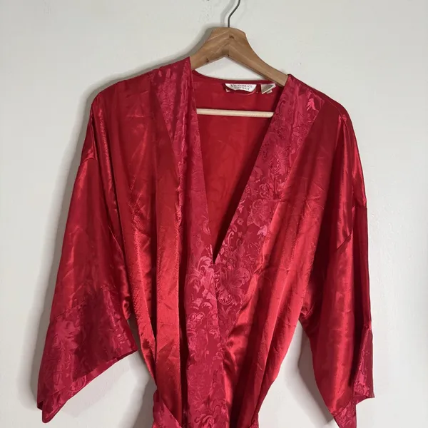 Victorias Secret Robe Womens One Size Red Satin Jacquard Floral Kimono Belted‎ - Image 2