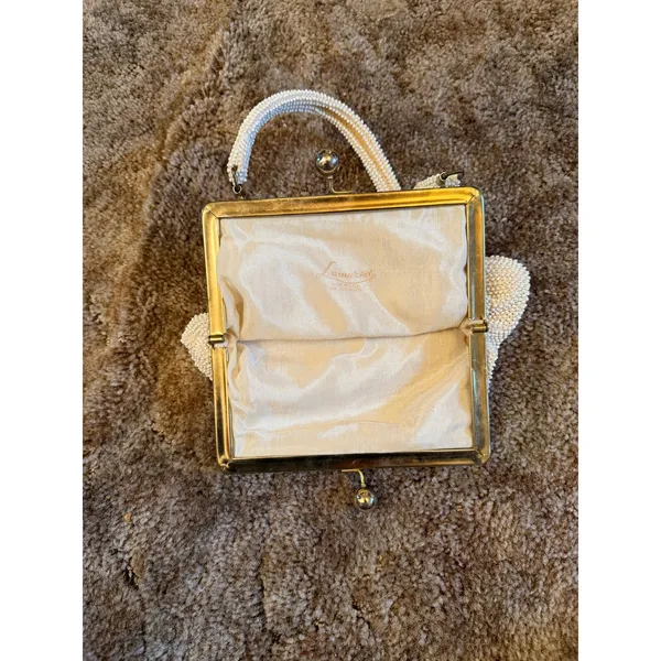 Vintage 1950s Lumured Corde Bead White Handbag Kiss Lock Beaded Evening Purse - Image 5