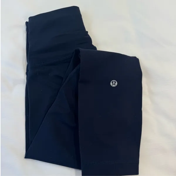 Lululemon Wunder Train High-Rise Leggings - Image 3