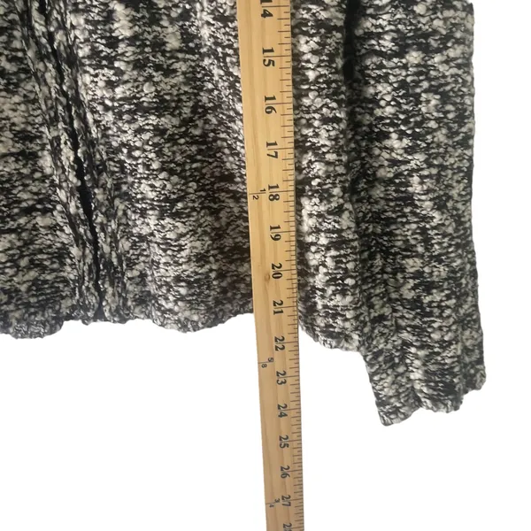 WindiRiver Women's Size Medium Black White‎ Knit Full Zip Cardigan Sweater - Image 9