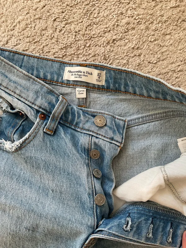 Abercrombie 90s Baggy Shorts - Image 6