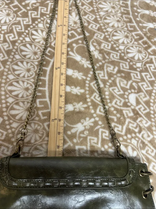 Olive Green Chain clutch Shoulder Bag with Antique Brass Hardware - Image 5