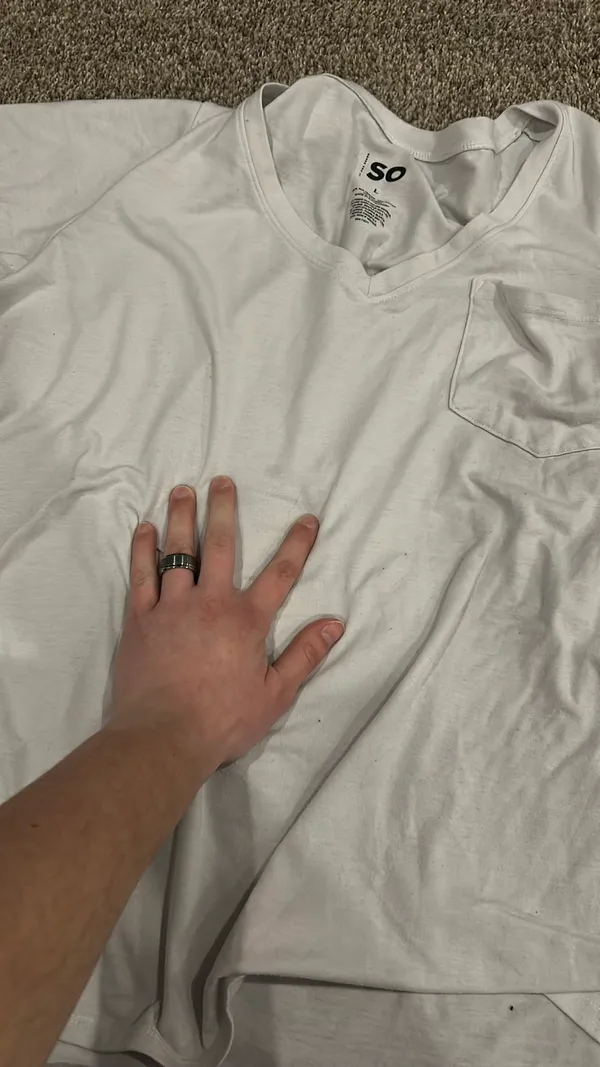 White plain shirt Size L - Image 3