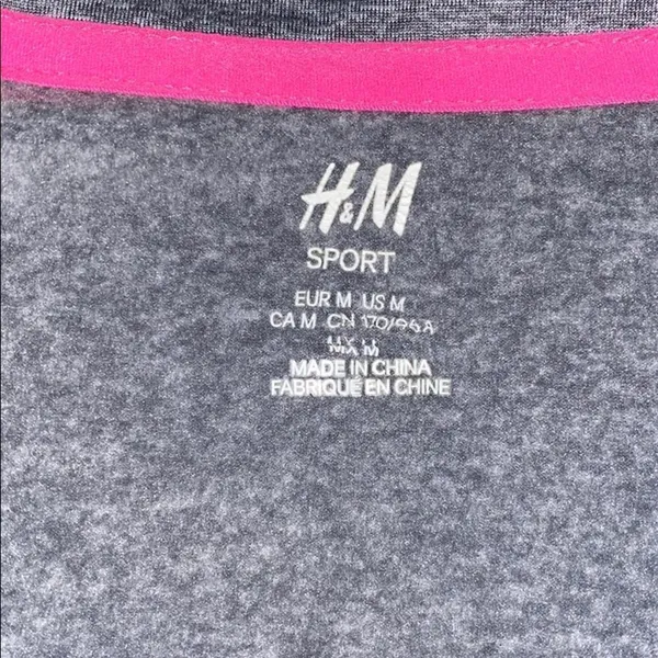 ✨H&M Sports Top✨ - Image 5