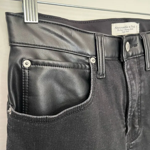 Abercrombie & Fitch Super Skinny Ankle Women Jeans Sz 6 Y2K Grunge Faux Leather - Image 4