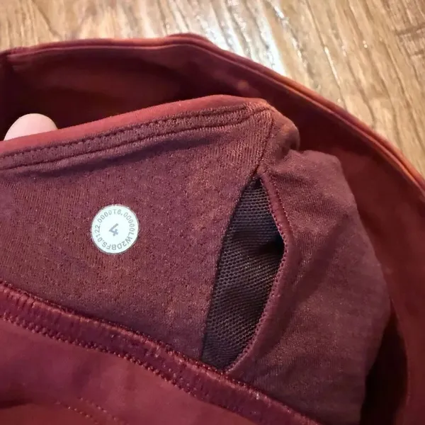 Lululemon wunder train longline bra size 4 - Image 7