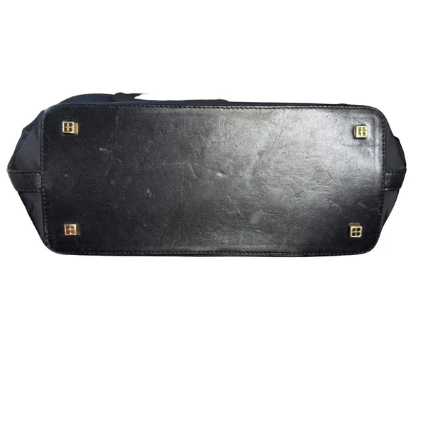 Kate Spade Black Shoulder Bag with Gold Accents - Image 7