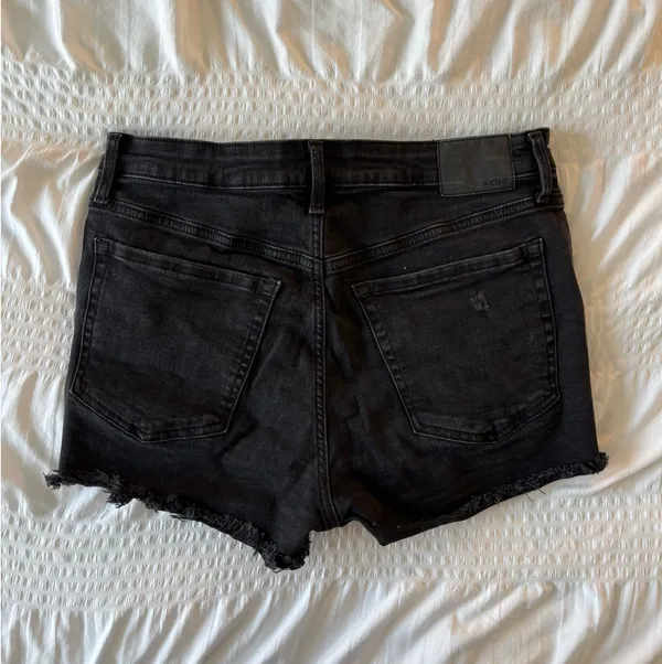Aeropostale Black Vintage High-Rise Shorty Short - Image 2