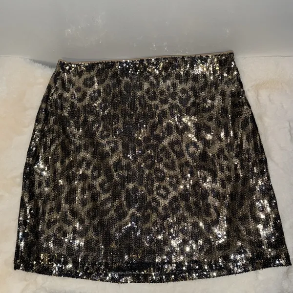Altar'd State Leopard Sequin Mini Skirt Women’s S Small Brown Tan Black - Image 6