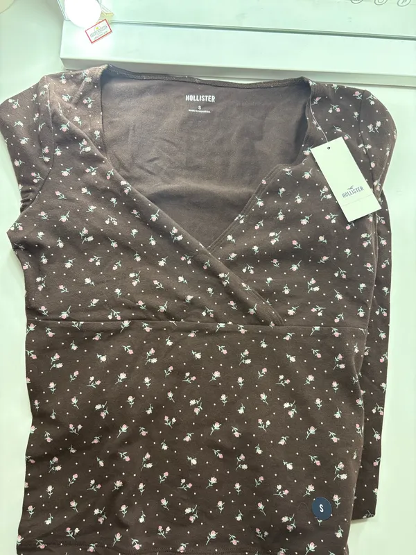 Hollister Top - Image 3