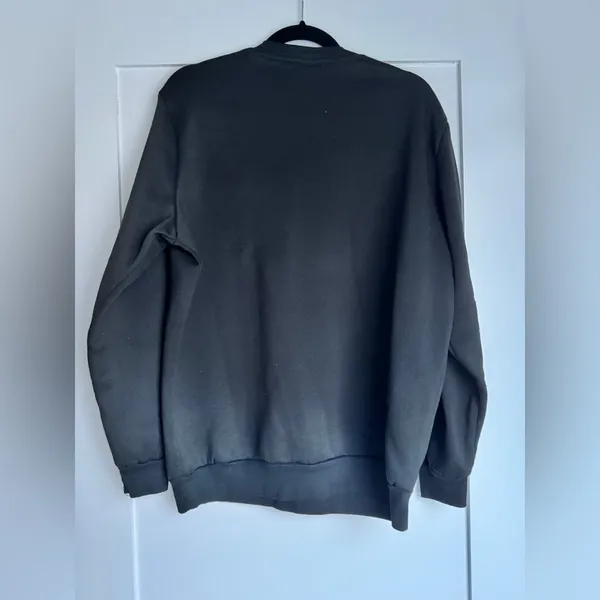 Women’s Black Crewneck Sweatshirt Soft Cozy Minimalist Pullover Size Large - Image 2