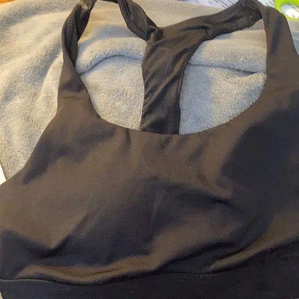 FINAL MARKDOWN Ladies’ NWT all in motion T-back Medium Support Sports Bra (XS) - Image 2