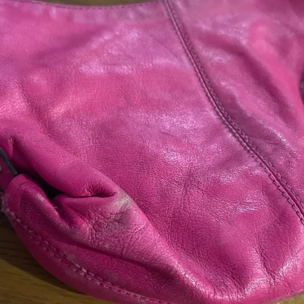 Coach Ashley Fushia Pink Leather Mini Crossbody Purse Handbag Y2K Romantic - Image 3