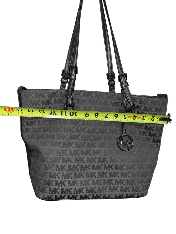 Michael Kors Tote Purse  - Image 9
