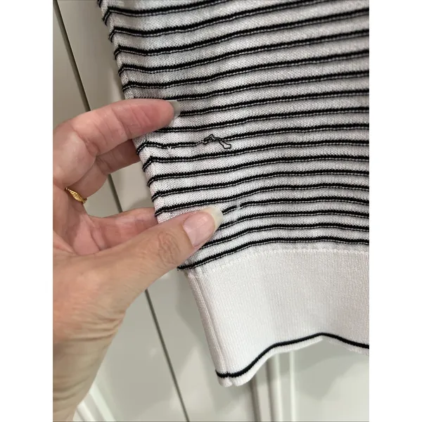 White House | Black Market Striped Abstract Floral V Neck Pullover Sweater Size Medium Lightweight - Image 5