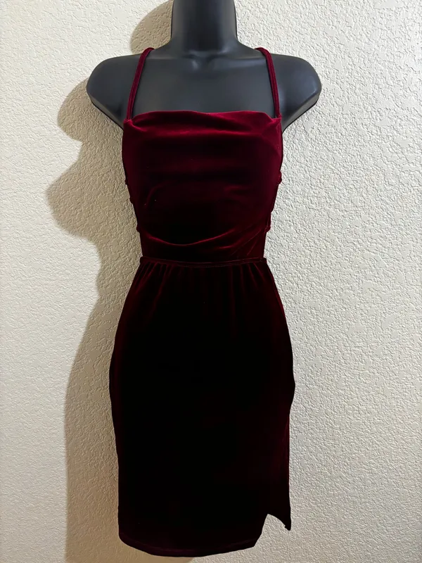 SheIn Strappy lace up backless Velvet Bodycon Dress in Burgundy - Image 5