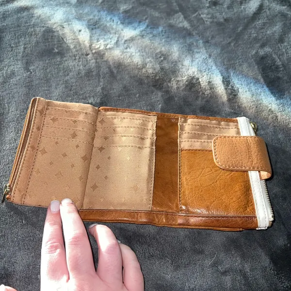 Fossil Emory Colorblock Wallet - Image 4