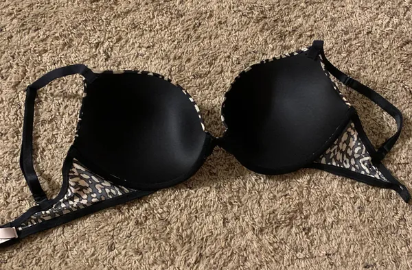 Victoria’s Secret Bra - Image 2
