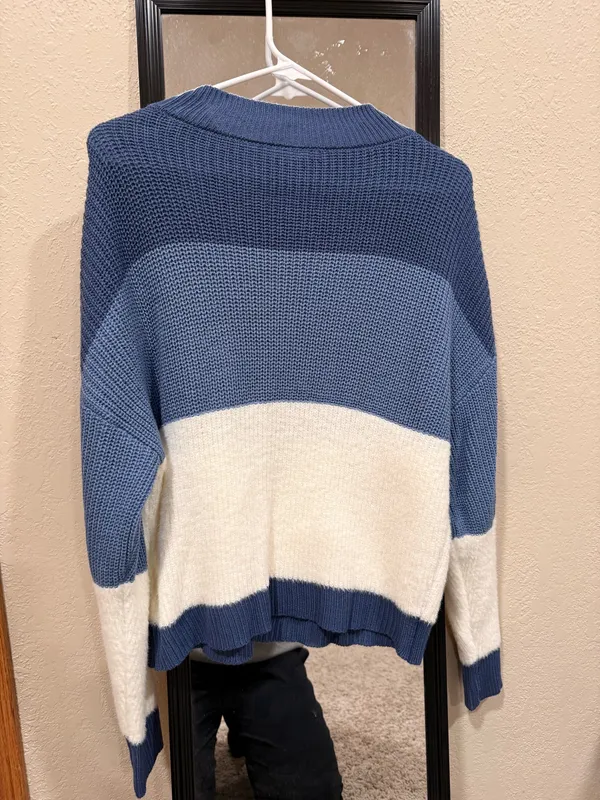 Sweater Blue Size M - Image 2